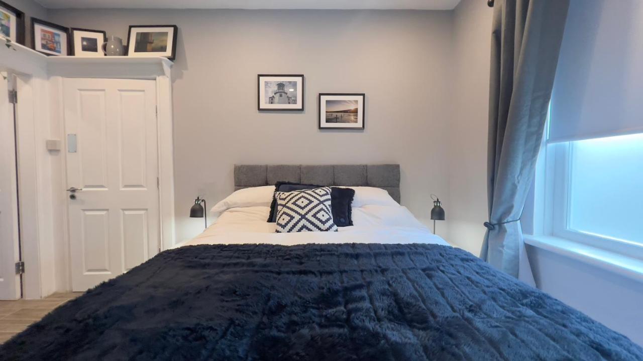 The King'S Parlour Whitehead Apartment Luaran gambar